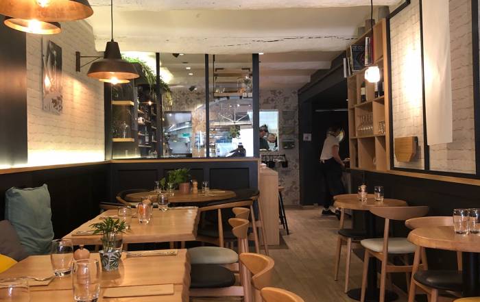 Le Bouche &agrave; Oreille