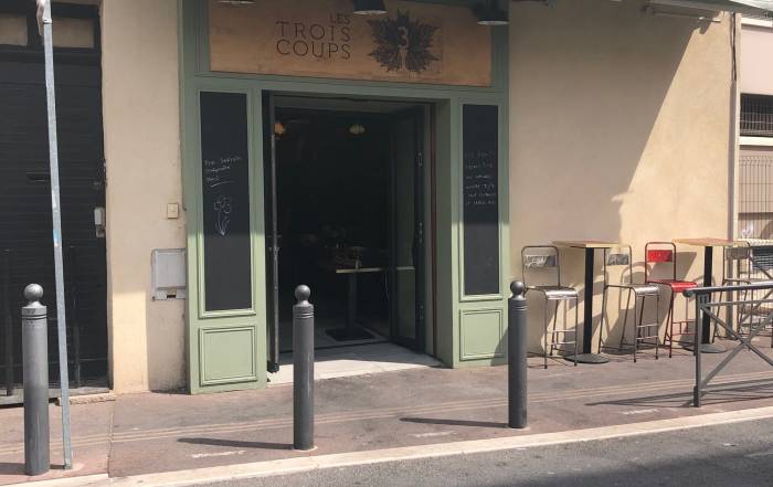 Le Bouche &agrave; Oreille