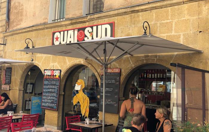 Le Bouche &agrave; Oreille