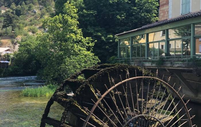 Le Bouche &agrave; Oreille