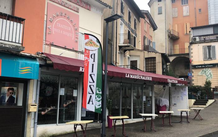 Le Bouche &agrave; Oreille