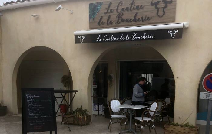 Le Bouche à Oreille