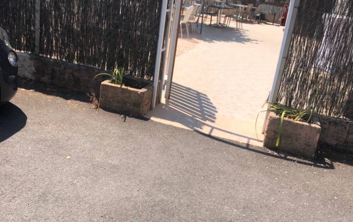 Le Bouche à Oreille