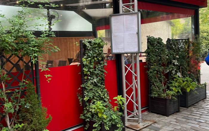 Le Bouche &agrave; Oreille