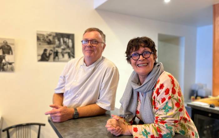 Le Bouche à Oreille