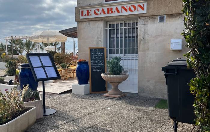 Le Bouche &agrave; Oreille