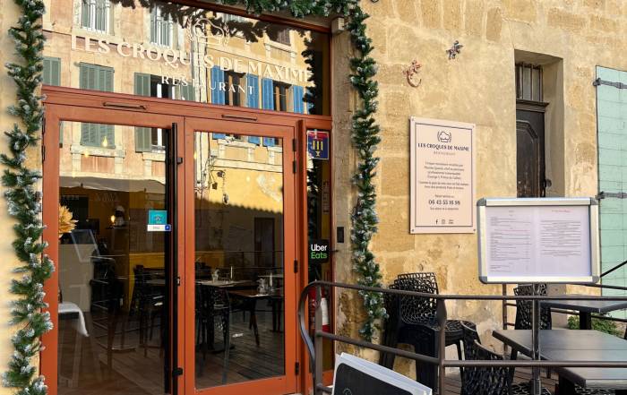 Le Bouche &agrave; Oreille