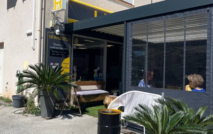 Le Bouche &agrave; Oreille