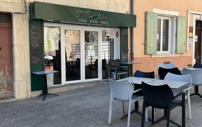 Le Bouche &agrave; Oreille