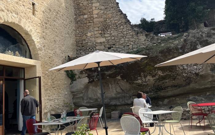 Le Bouche &agrave; Oreille