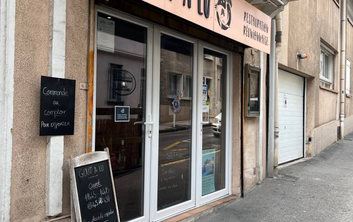 Le Bouche &agrave; Oreille