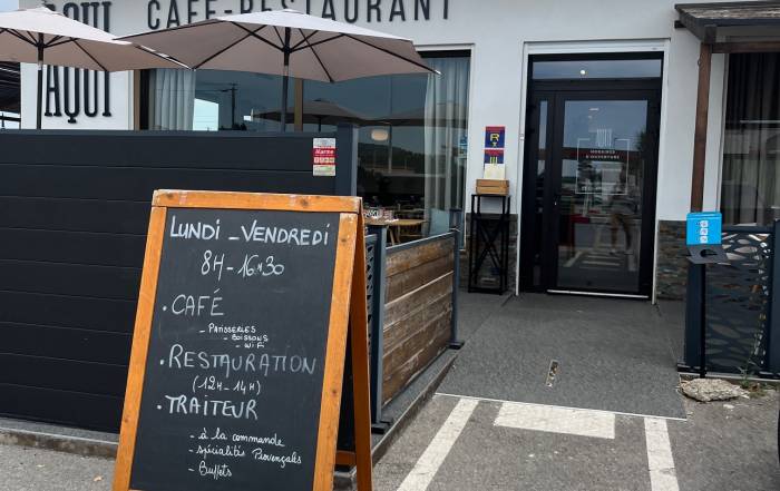 Le Bouche &agrave; Oreille