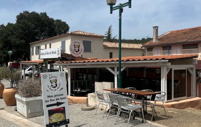 Le Bouche &agrave; Oreille