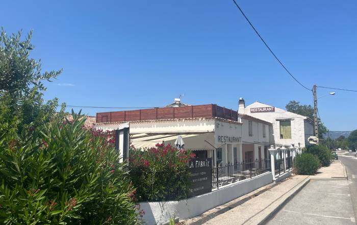 Le Bouche &agrave; Oreille